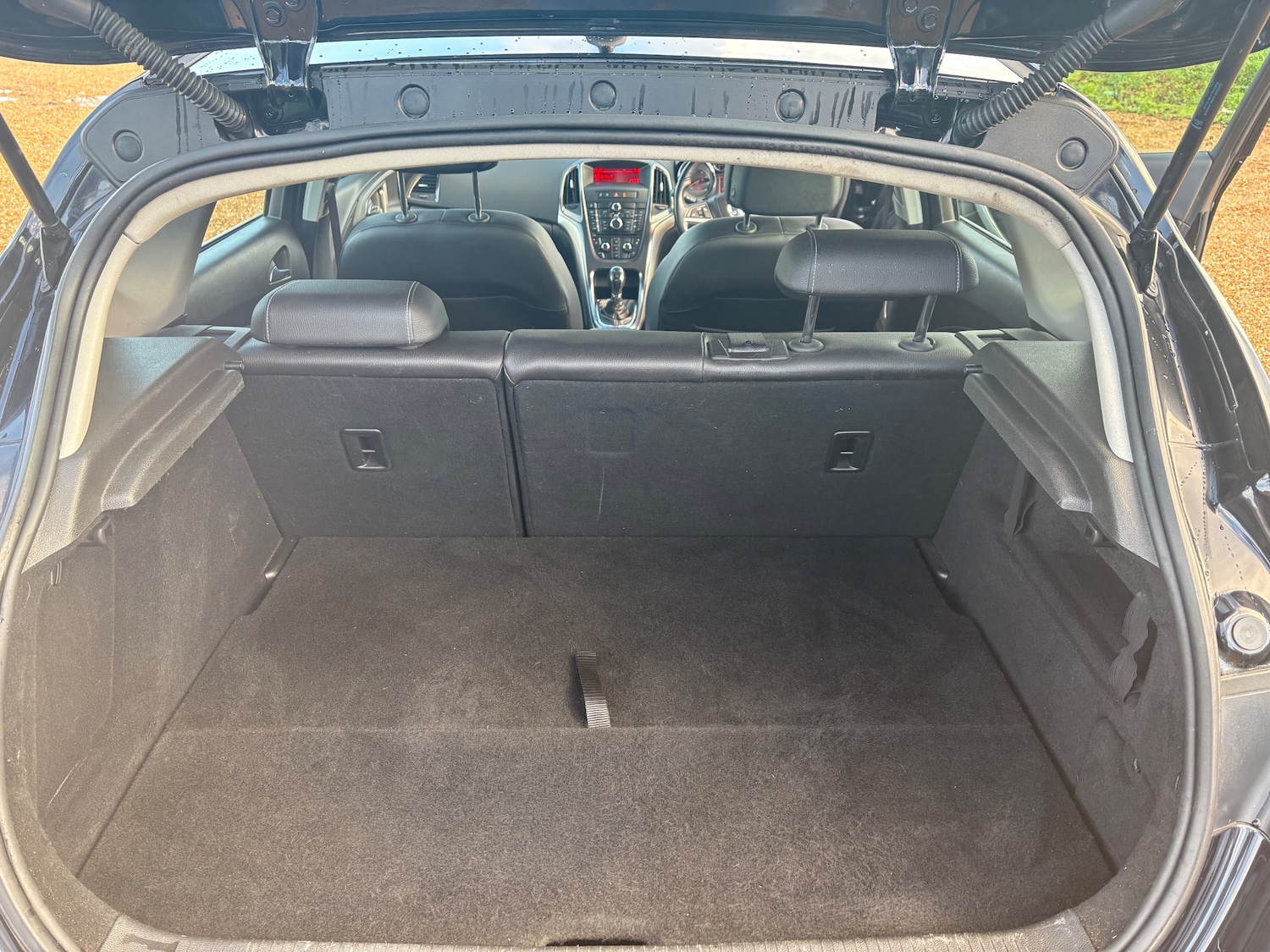 Used Vauxhall Astra 2010 for sale - 76961889: Photo 16