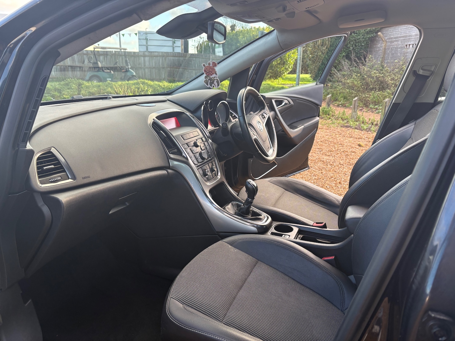 Used Vauxhall Astra 2010 for sale - 76961889: Photo 17