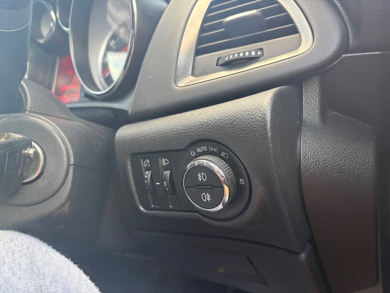 Used Vauxhall Astra 2010 for sale - 76961889: Photo 27