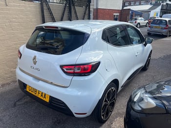 Used Renault Clio 2018 for sale - 79558590: Photo