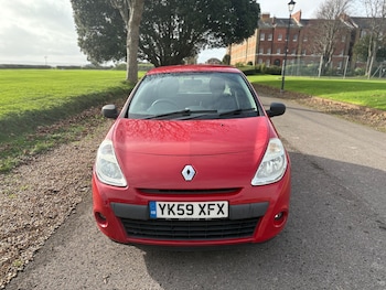 Used Renault Clio 2009 for sale - 76826992: Photo