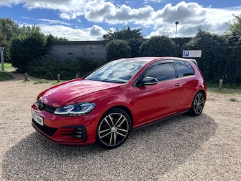 Used Volkswagen Golf 2017 for sale - 76022847: Photo