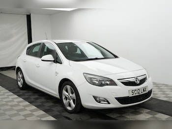 Vauxhall - Astra