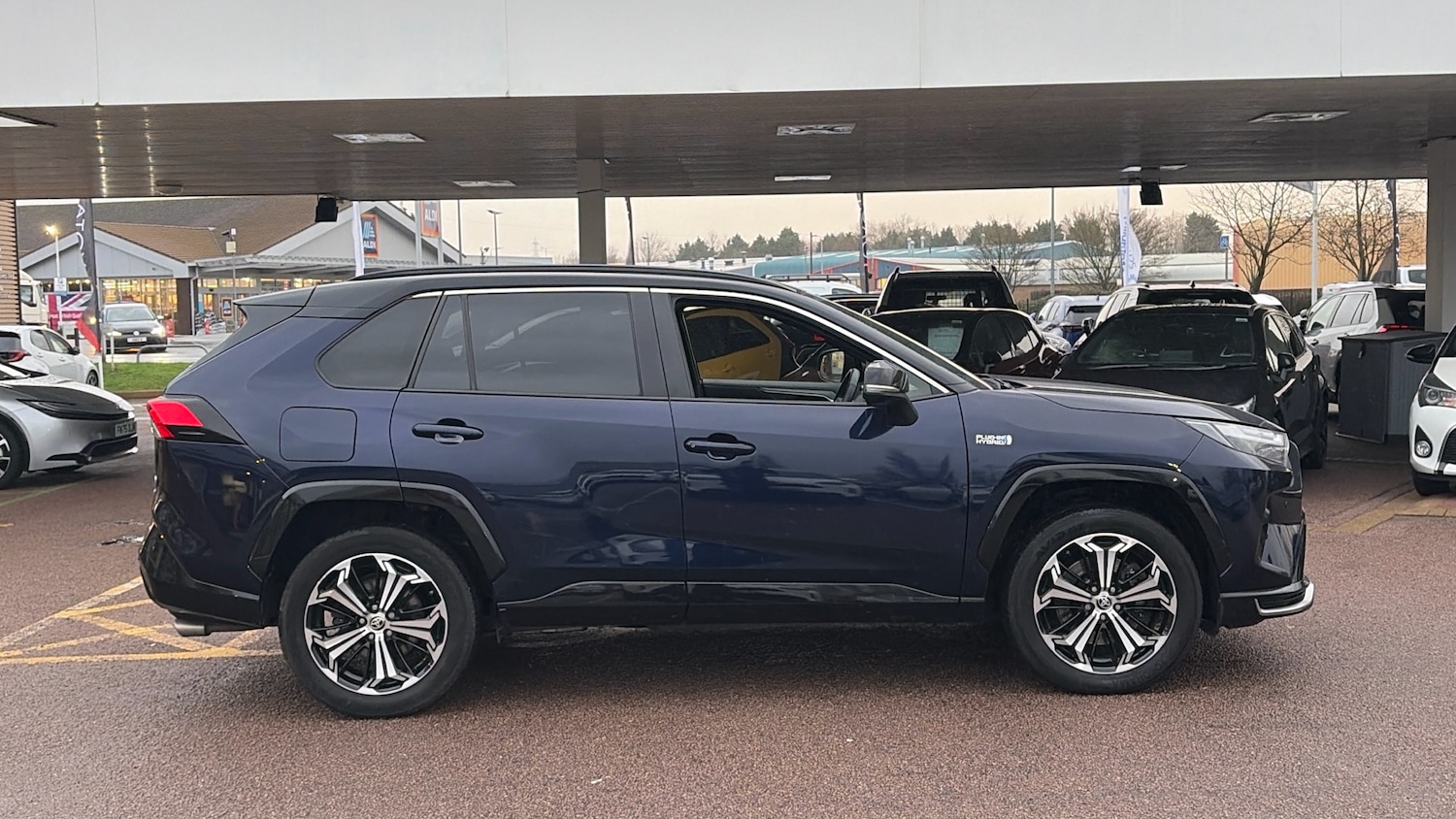 Used Toyota RAV4 2023 for sale - 76887531: Photo 16