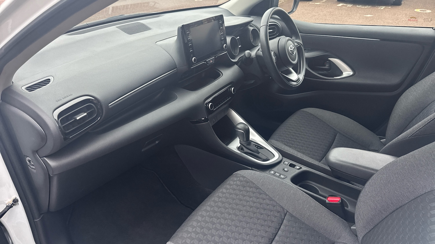 Used Toyota Yaris 2023 for sale - 77140522: Photo 10