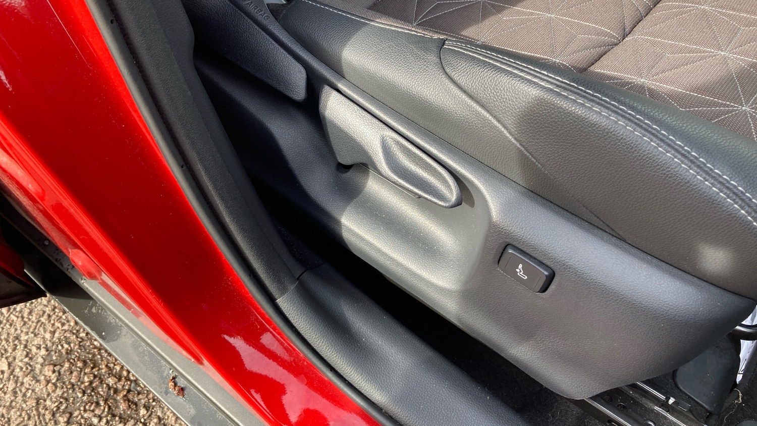 Used Toyota Yaris Cross 2022 for sale - 76181925: Photo 47