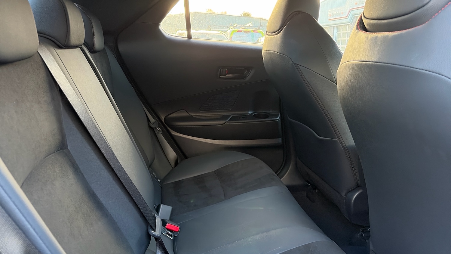 Used Toyota C-HR 2024 for sale - 77147898: Photo 12