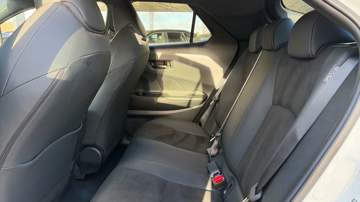 Used Toyota C-HR 2024 for sale - 77147898: Photo 13