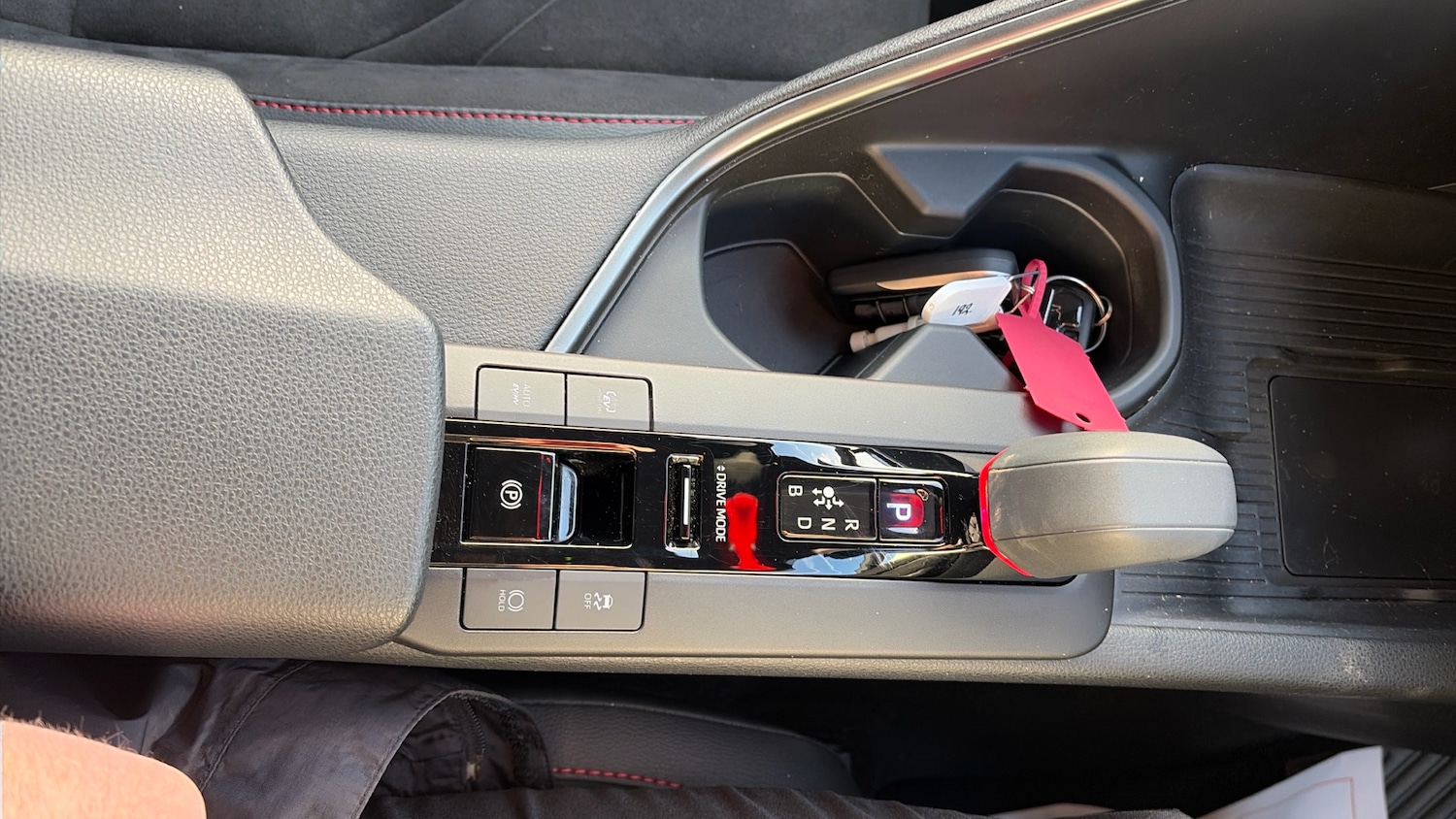 Used Toyota C-HR 2024 for sale - 77147898: Photo 51