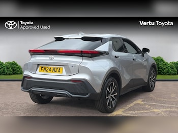 Used Toyota C-HR 2024 for sale - 78869976: Photo
