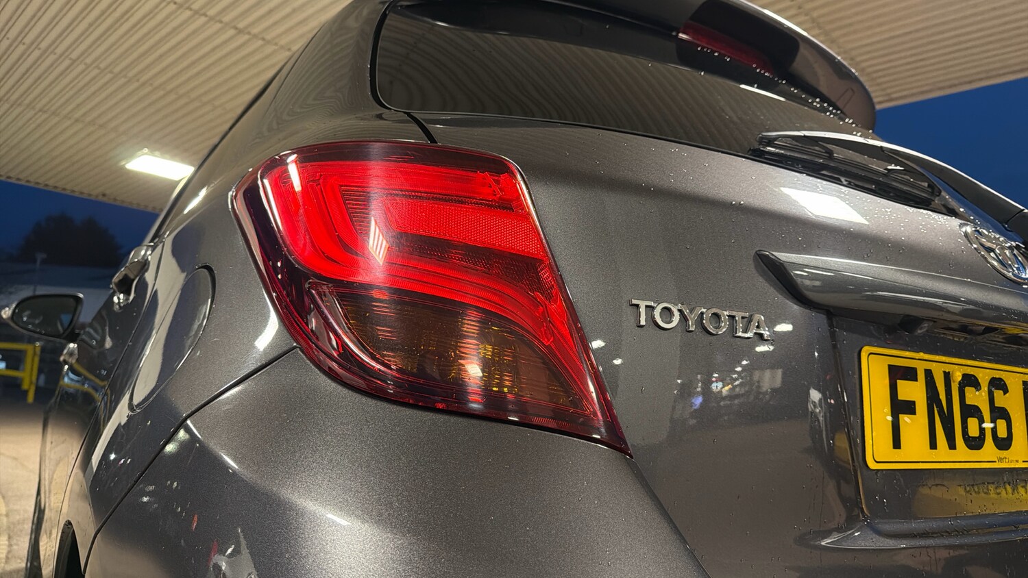 Used Toyota Yaris 2016 for sale - 77845195: Photo 21