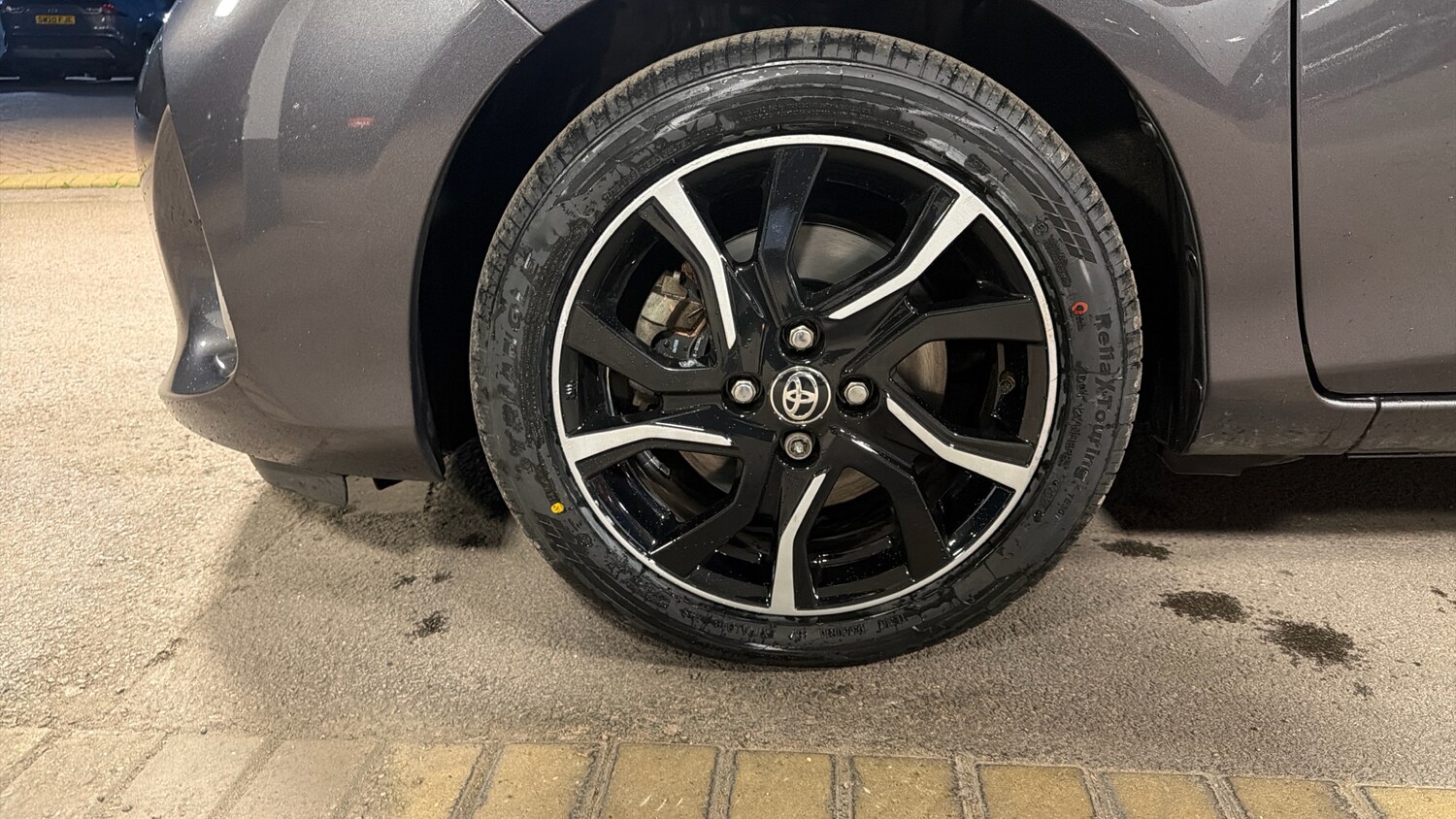 Used Toyota Yaris 2016 for sale - 77845195: Photo 25