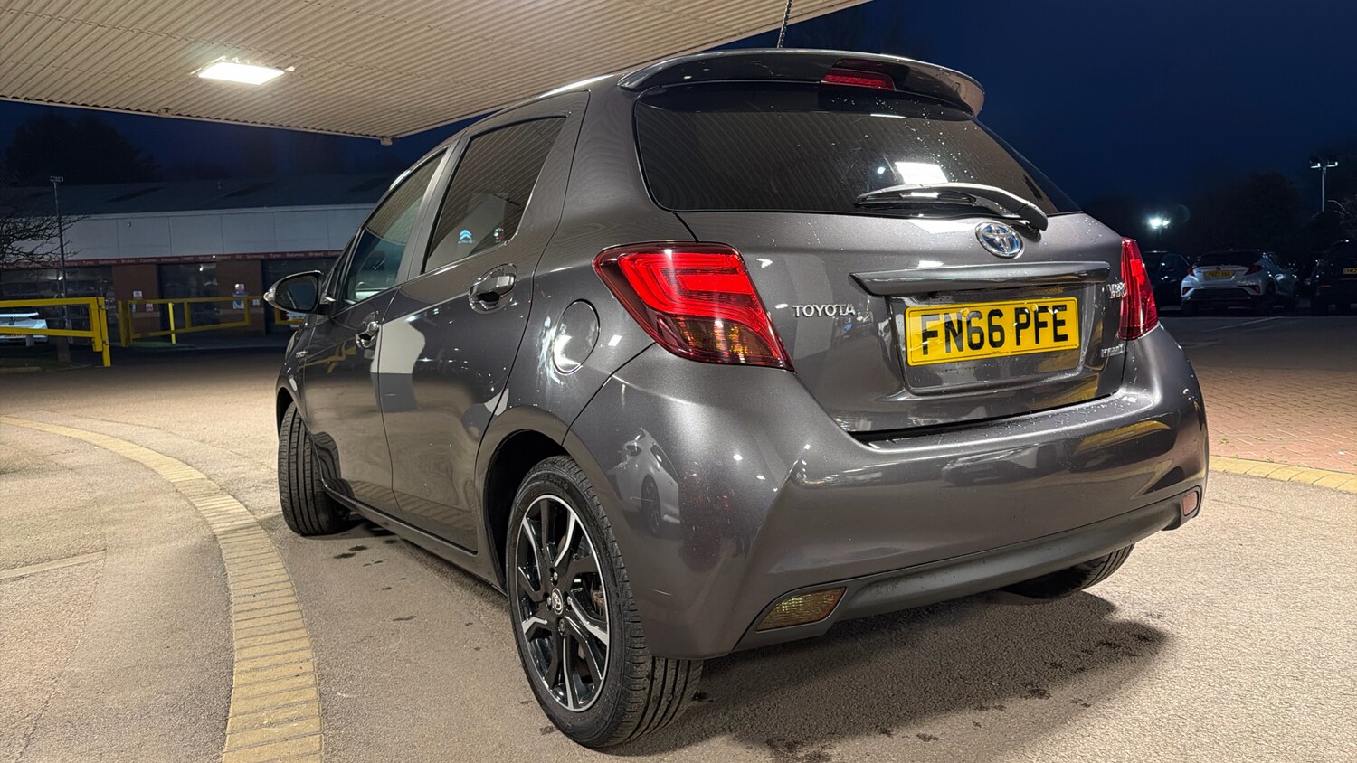 Used Toyota Yaris 2016 for sale - 77845195: Photo 39