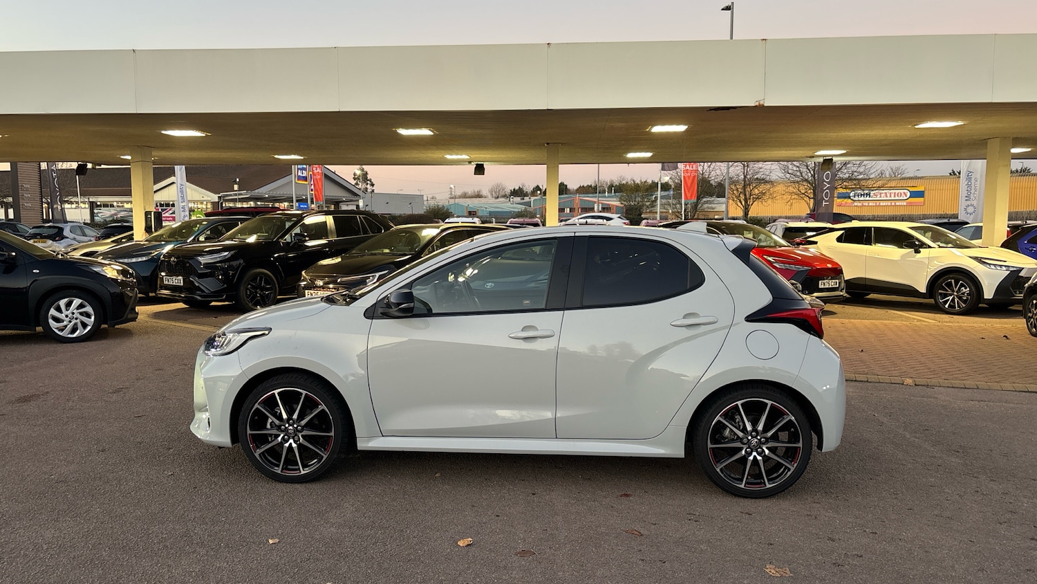 Used Toyota Yaris 2024 for sale - 76627851: Photo 17