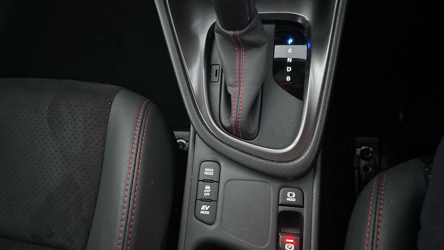 Used Toyota Yaris 2024 for sale - 76627851: Photo 34