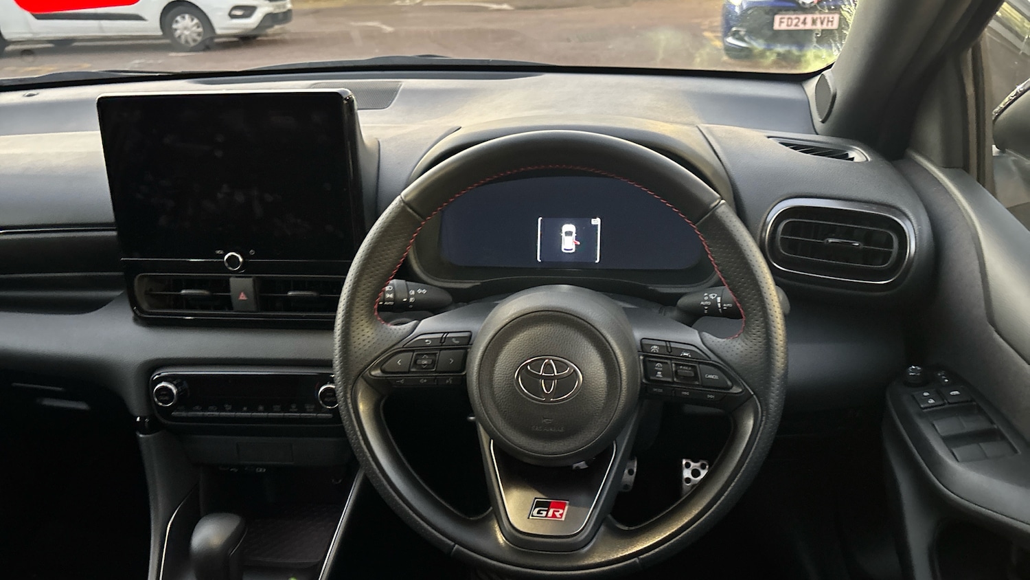 Used Toyota Yaris 2024 for sale - 76627851: Photo 6