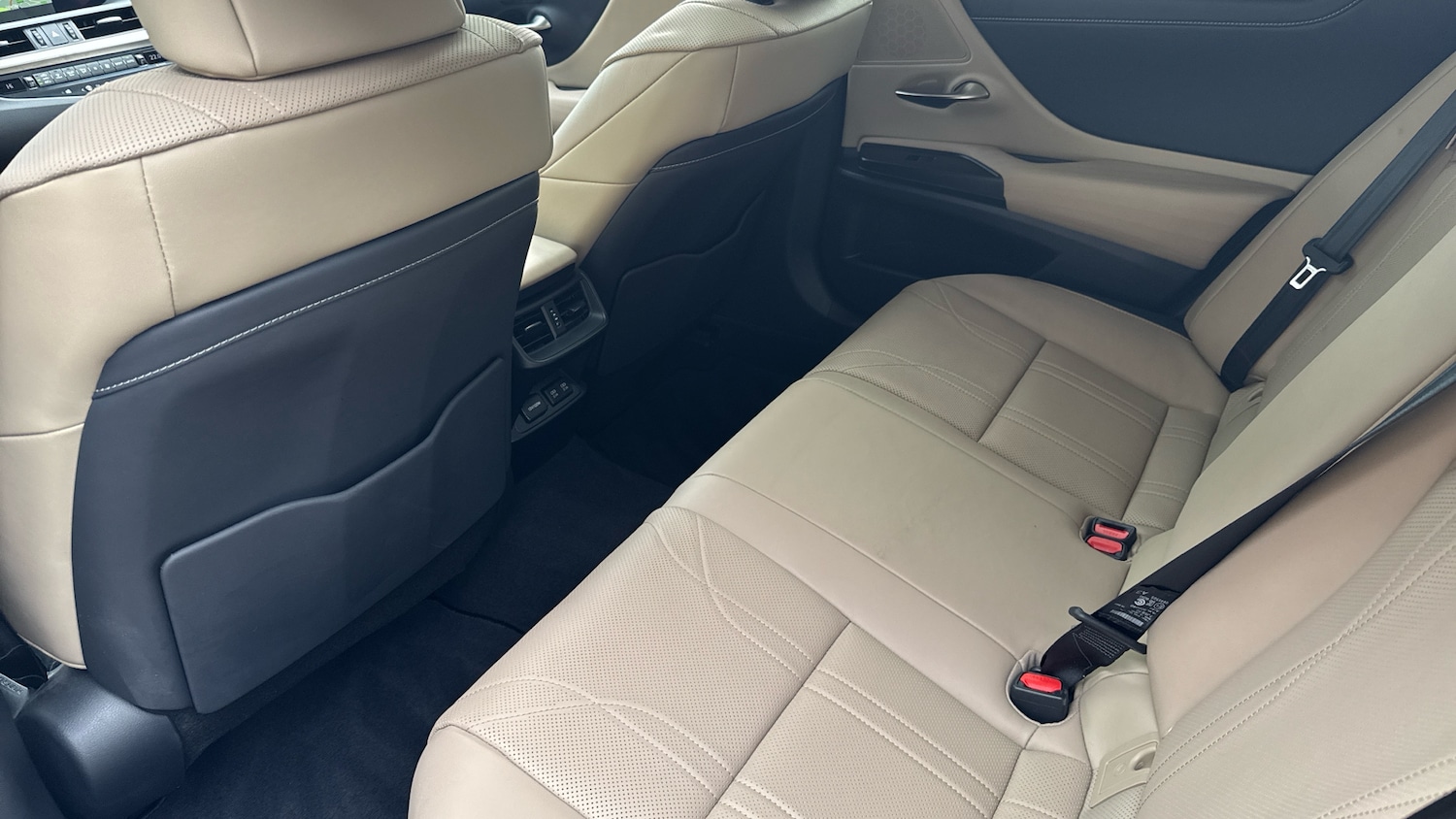 Used Lexus ES 2020 for sale - 76640814: Photo 13