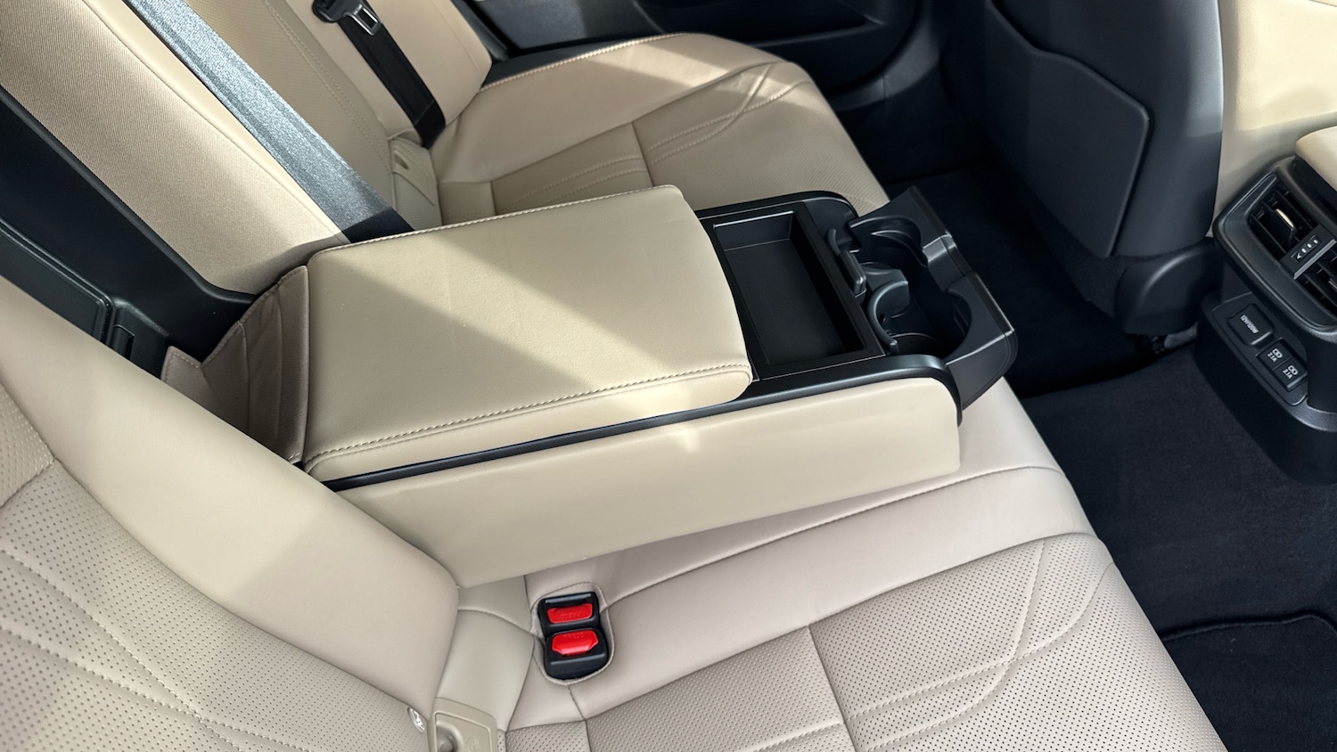 Used Lexus ES 2020 for sale - 76640814: Photo 27