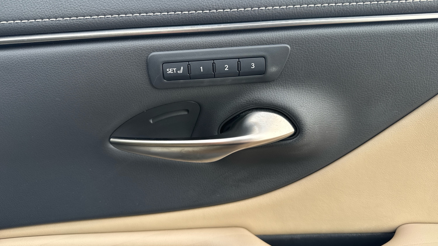 Used Lexus ES 2020 for sale - 76640814: Photo 30