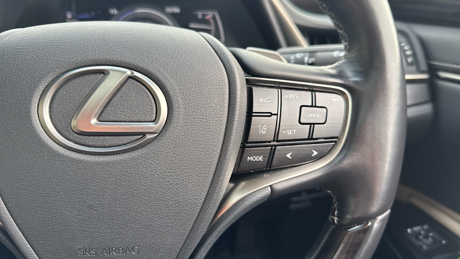 Used Lexus ES 2020 for sale - 76640814: Photo 33