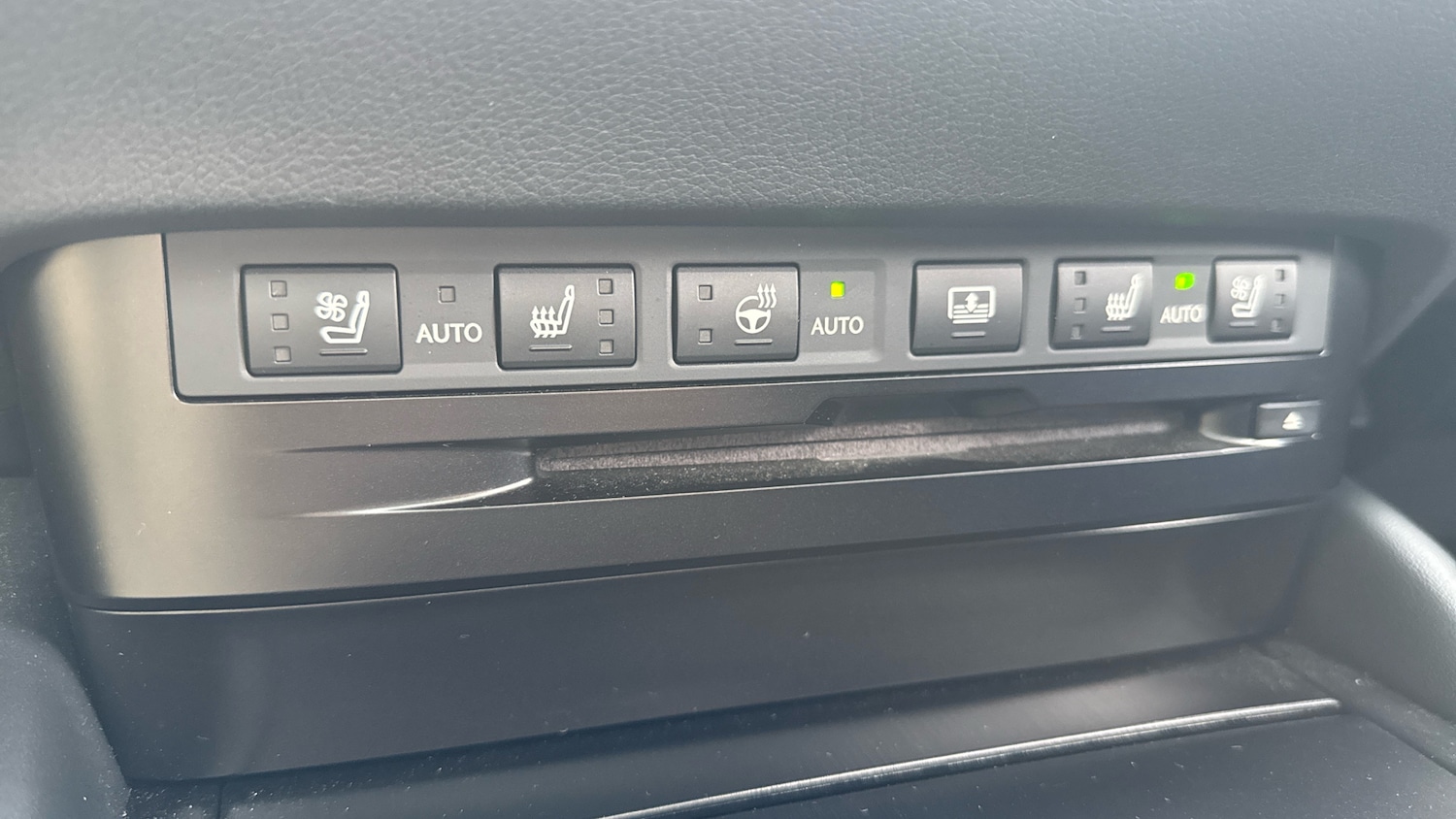 Used Lexus ES 2020 for sale - 76640814: Photo 37