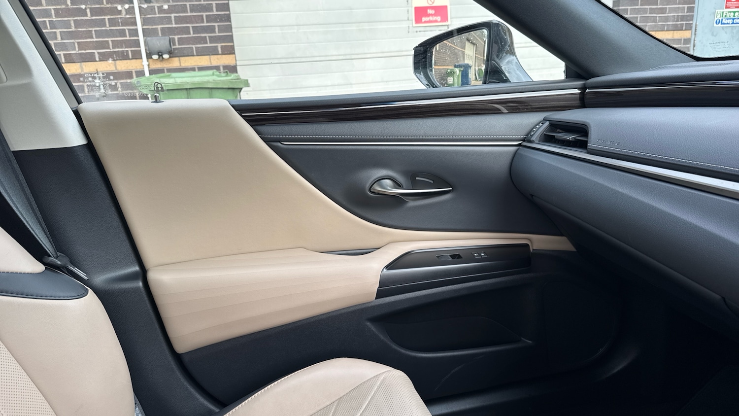 Used Lexus ES 2020 for sale - 76640814: Photo 39