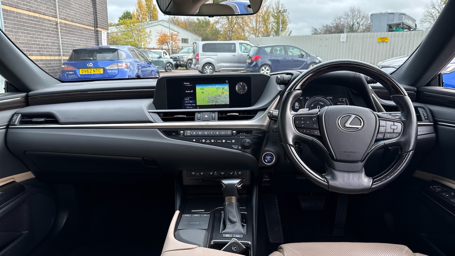 Used Lexus ES 2020 for sale - 76640814: Photo 5