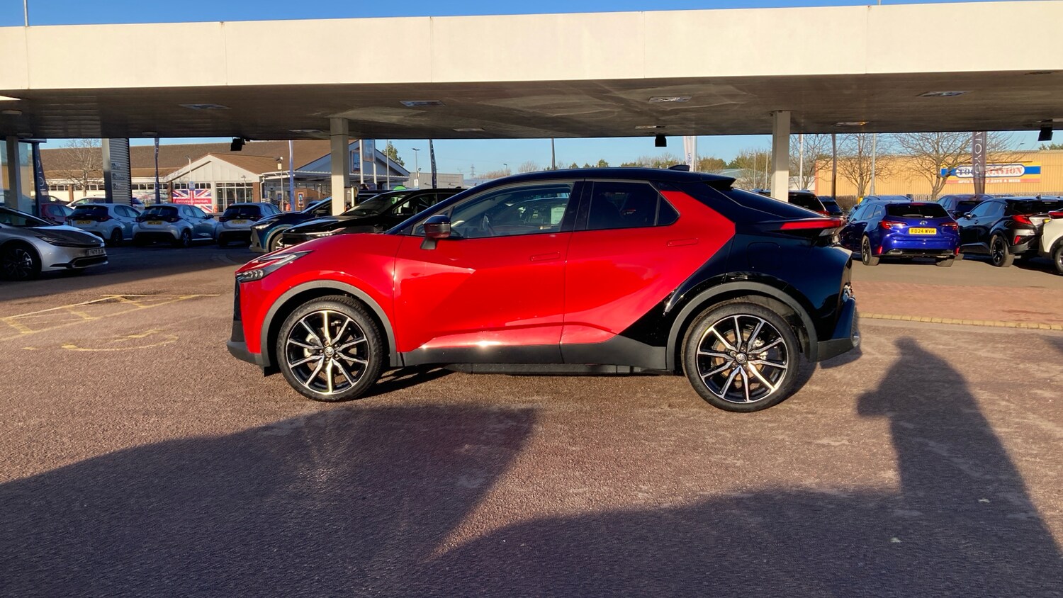 Used Toyota C-HR 2025 for sale - 76616386: Photo 17