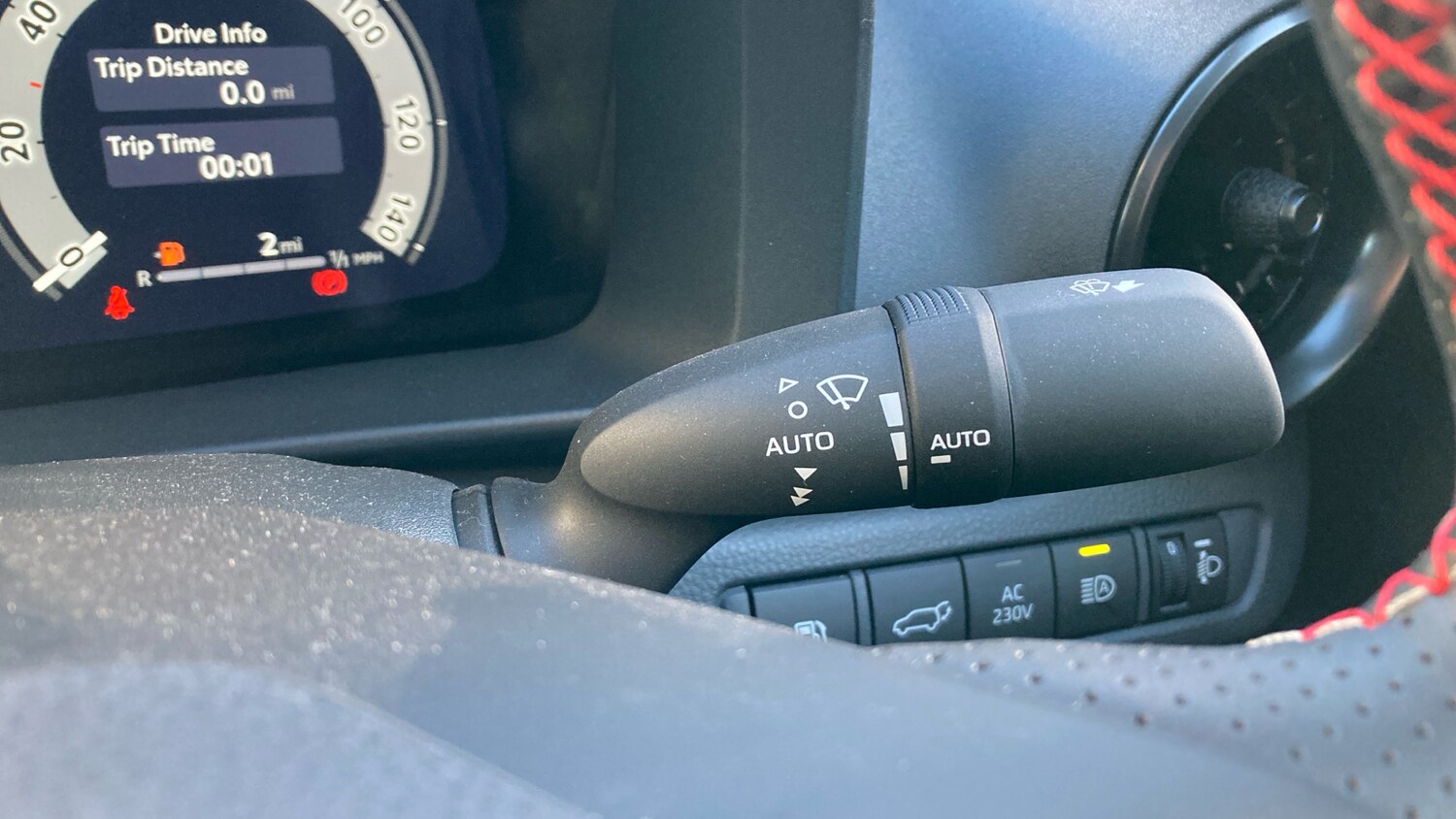 Used Toyota C-HR 2025 for sale - 76616386: Photo 29