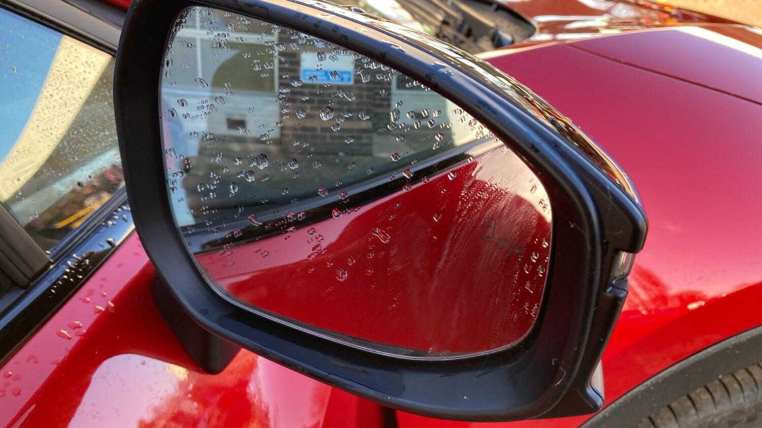 Used Toyota C-HR 2025 for sale - 76616386: Photo 38