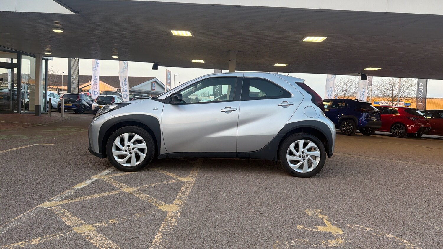 Used Toyota Aygo X 2023 for sale - 77845142: Photo 17