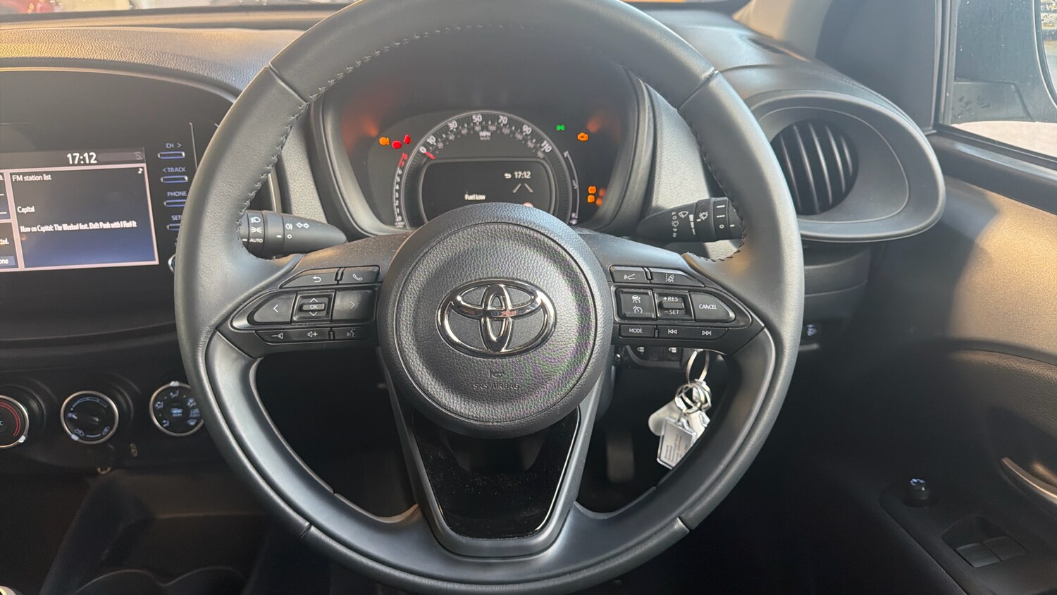 Used Toyota Aygo X 2023 for sale - 77845142: Photo 8