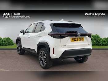 Used Toyota Yaris Cross 2023 for sale - 77937714: Photo