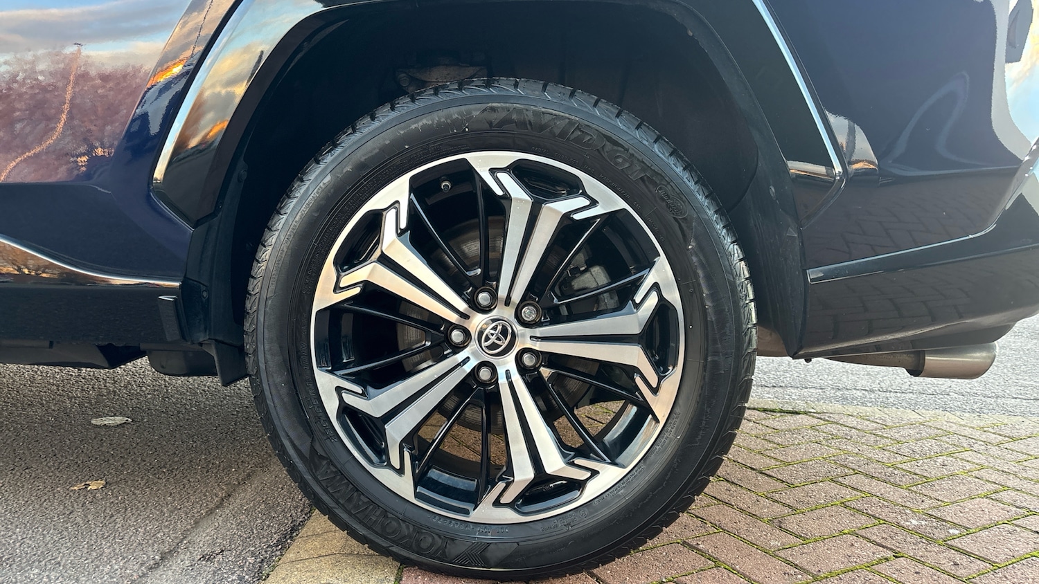 Used Toyota RAV4 2022 for sale - 76640768: Photo 18