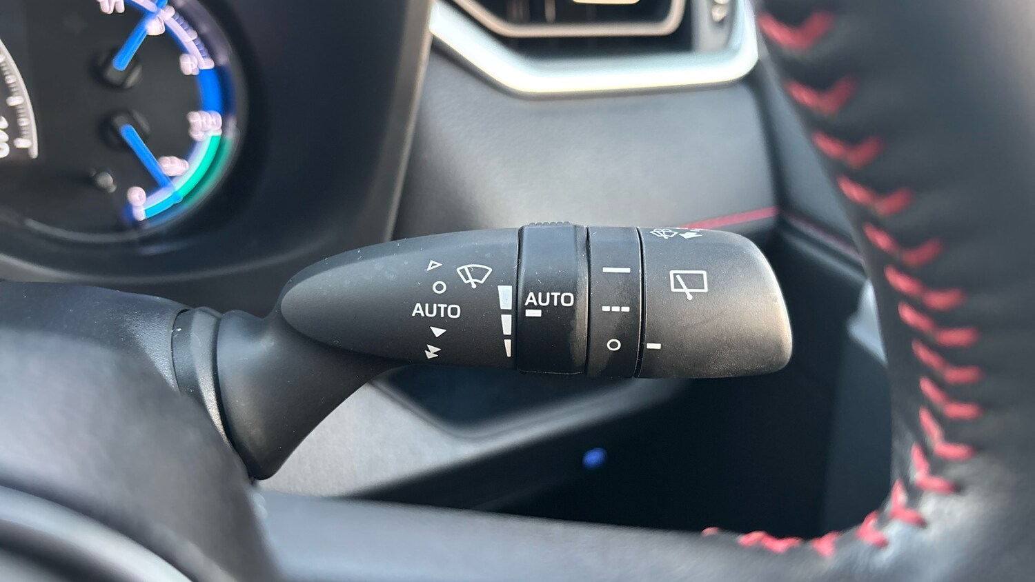 Used Toyota RAV4 2022 for sale - 76640768: Photo 34