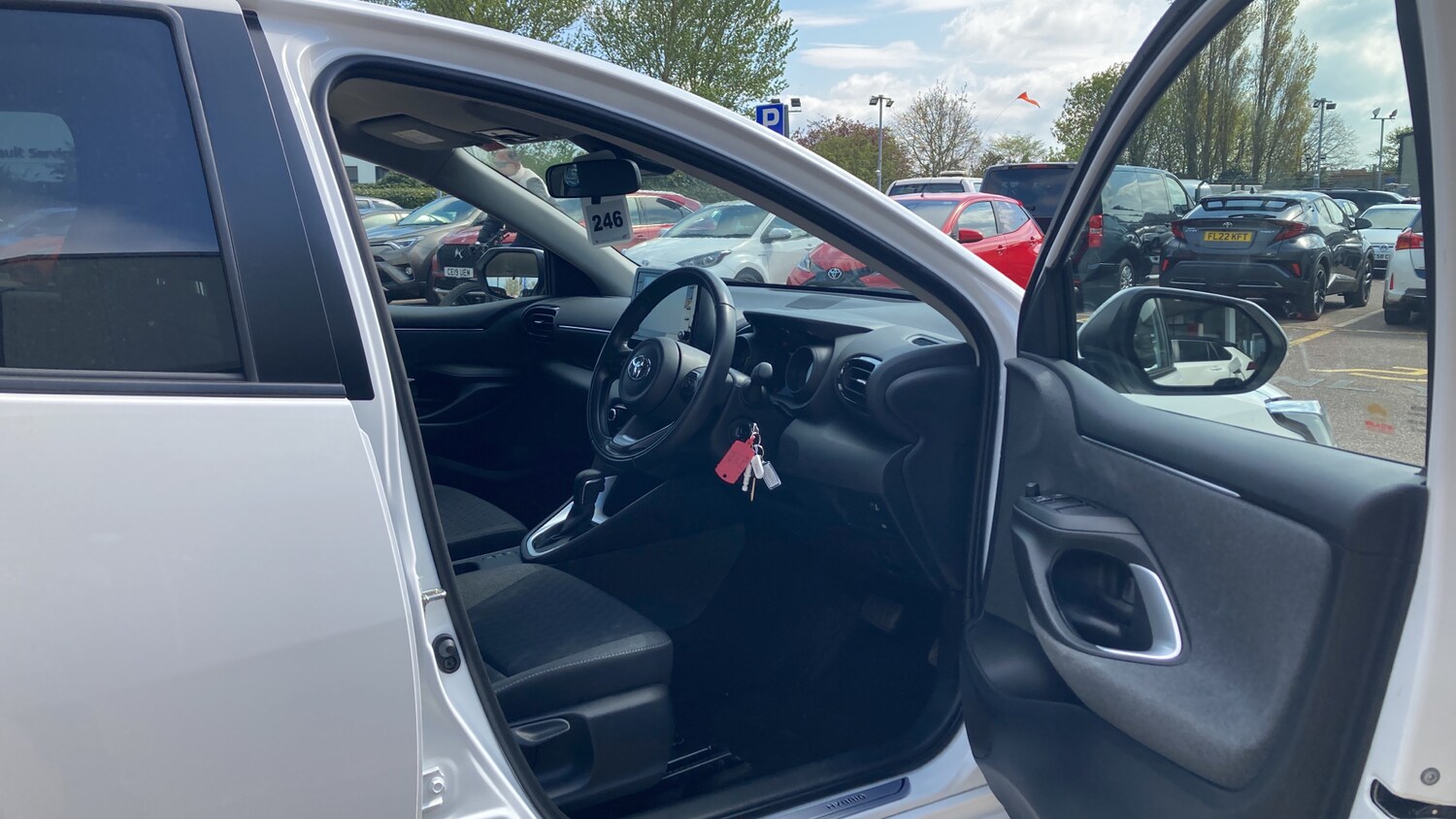 Used Toyota Yaris 2021 for sale - 78025247: Photo 11