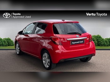 Used Toyota Yaris 2016 for sale - 79251587: Photo