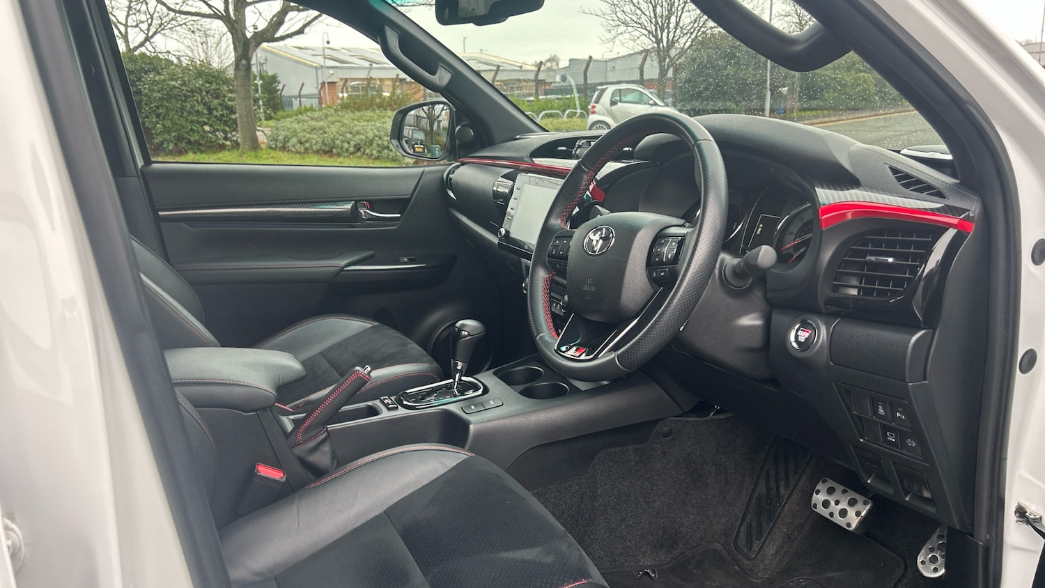 Used Toyota Hilux 2022 for sale - 77046539: Photo 11