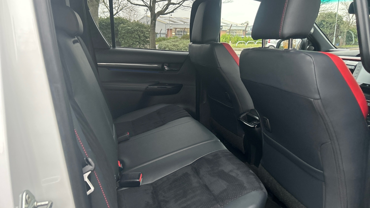 Used Toyota Hilux 2022 for sale - 77046539: Photo 12