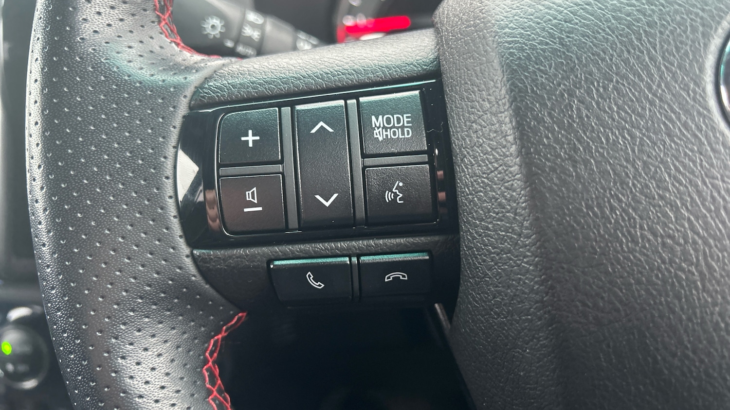 Used Toyota Hilux 2022 for sale - 77046539: Photo 36