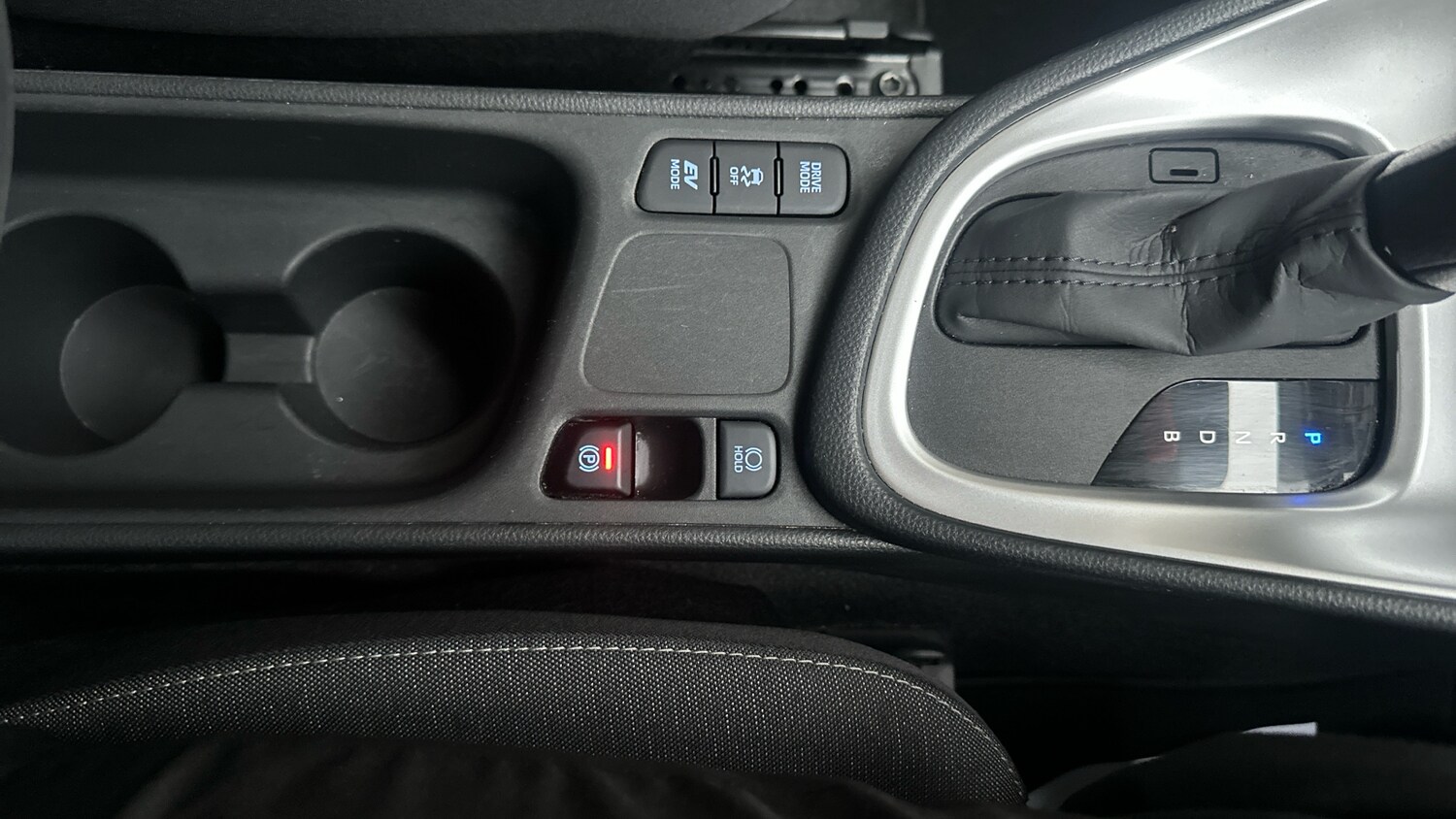 Used Toyota Yaris 2022 for sale - 78078768: Photo 25