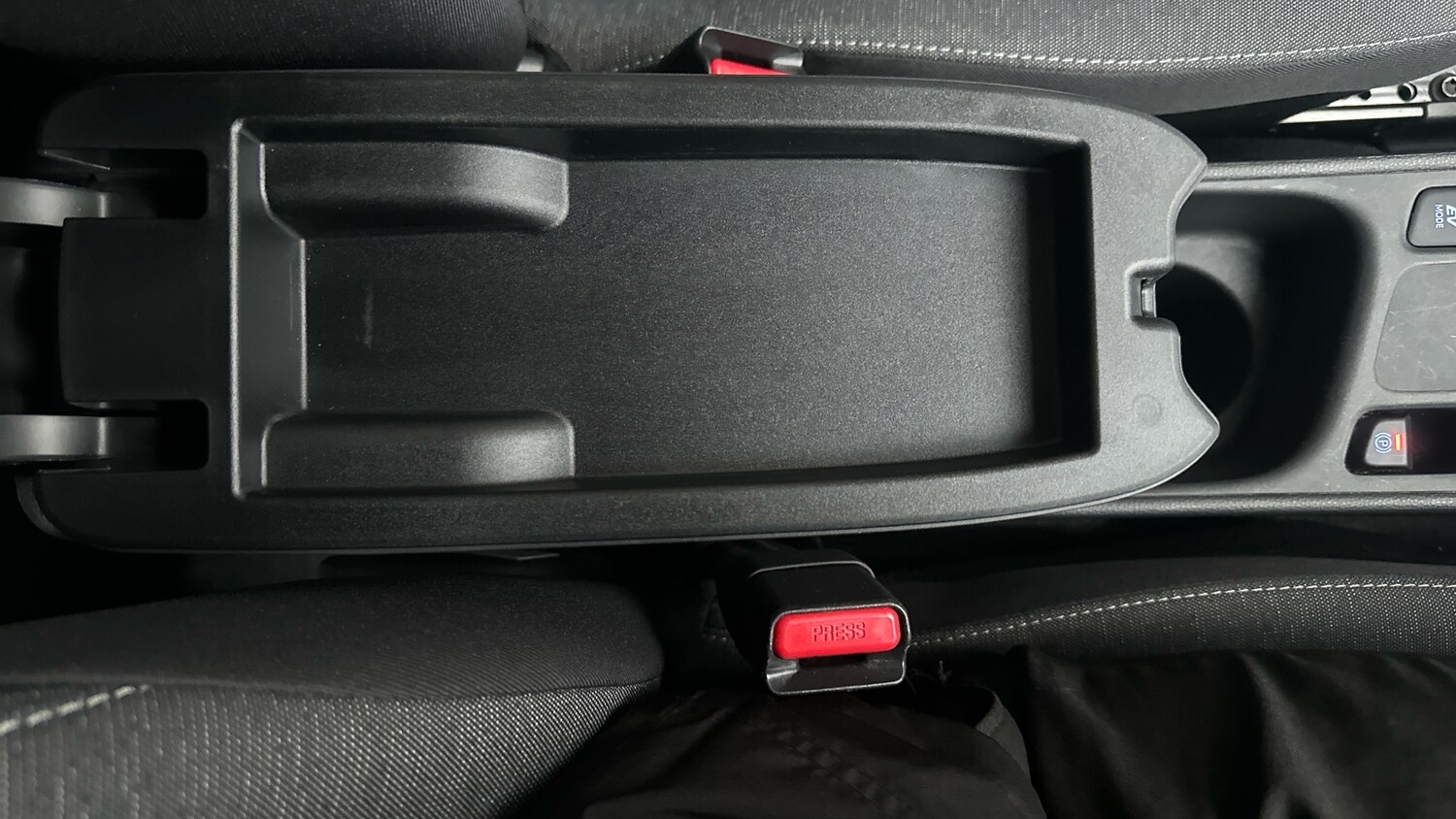 Used Toyota Yaris 2022 for sale - 78078768: Photo 26