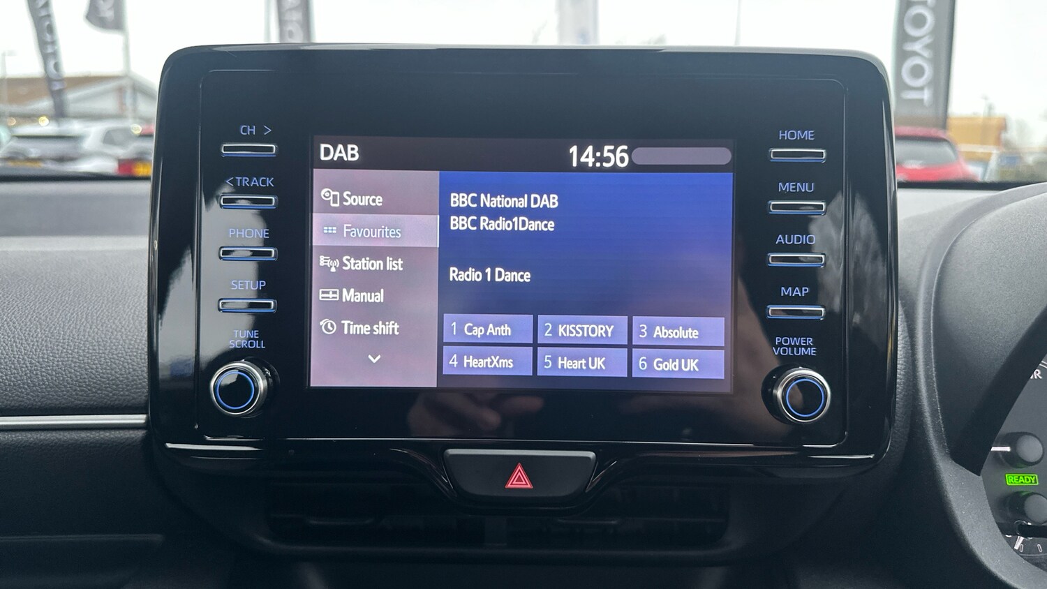 Used Toyota Yaris 2022 for sale - 78078768: Photo 38