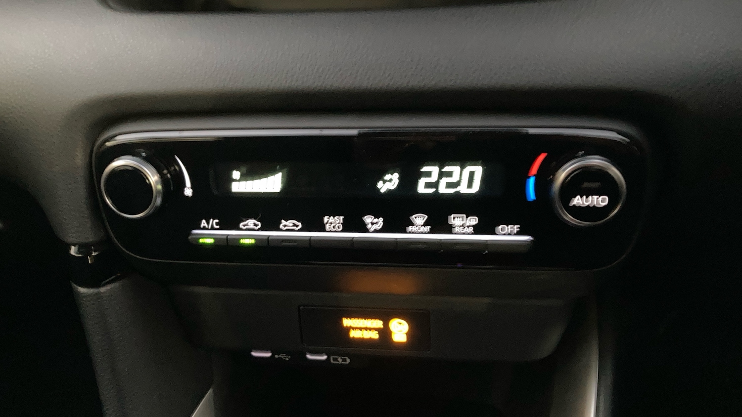 Used Toyota Yaris 2024 for sale - 77025269: Photo 23