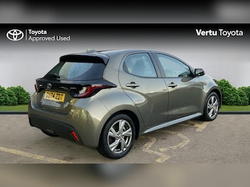 Used Toyota Yaris 2024 for sale - 77025269: Photo