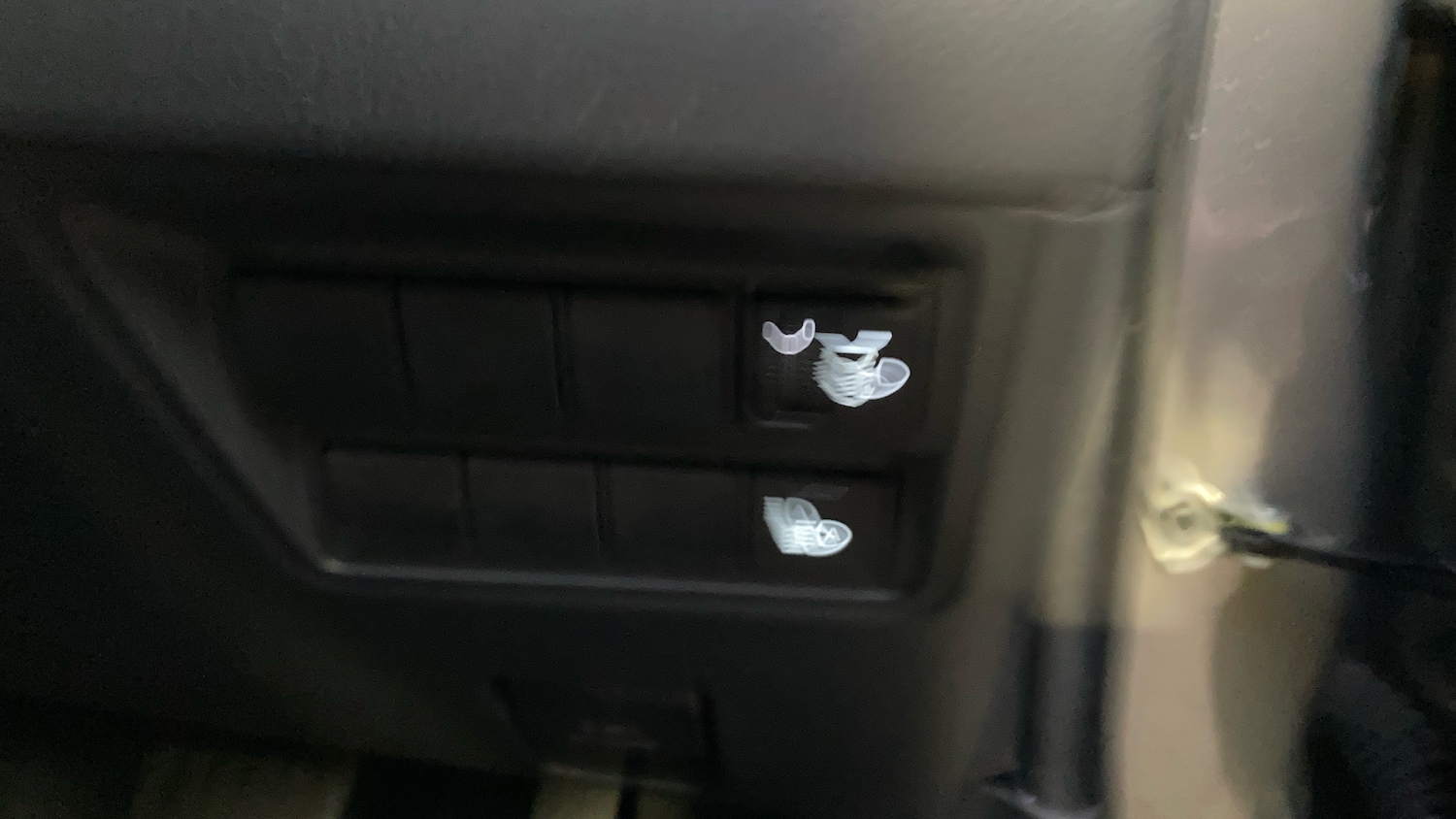 Used Toyota Yaris 2024 for sale - 77025269: Photo 31