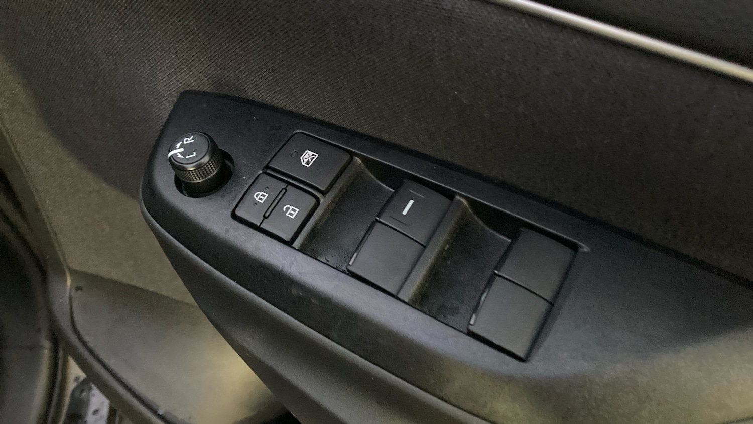 Used Toyota Yaris 2024 for sale - 77025269: Photo 32