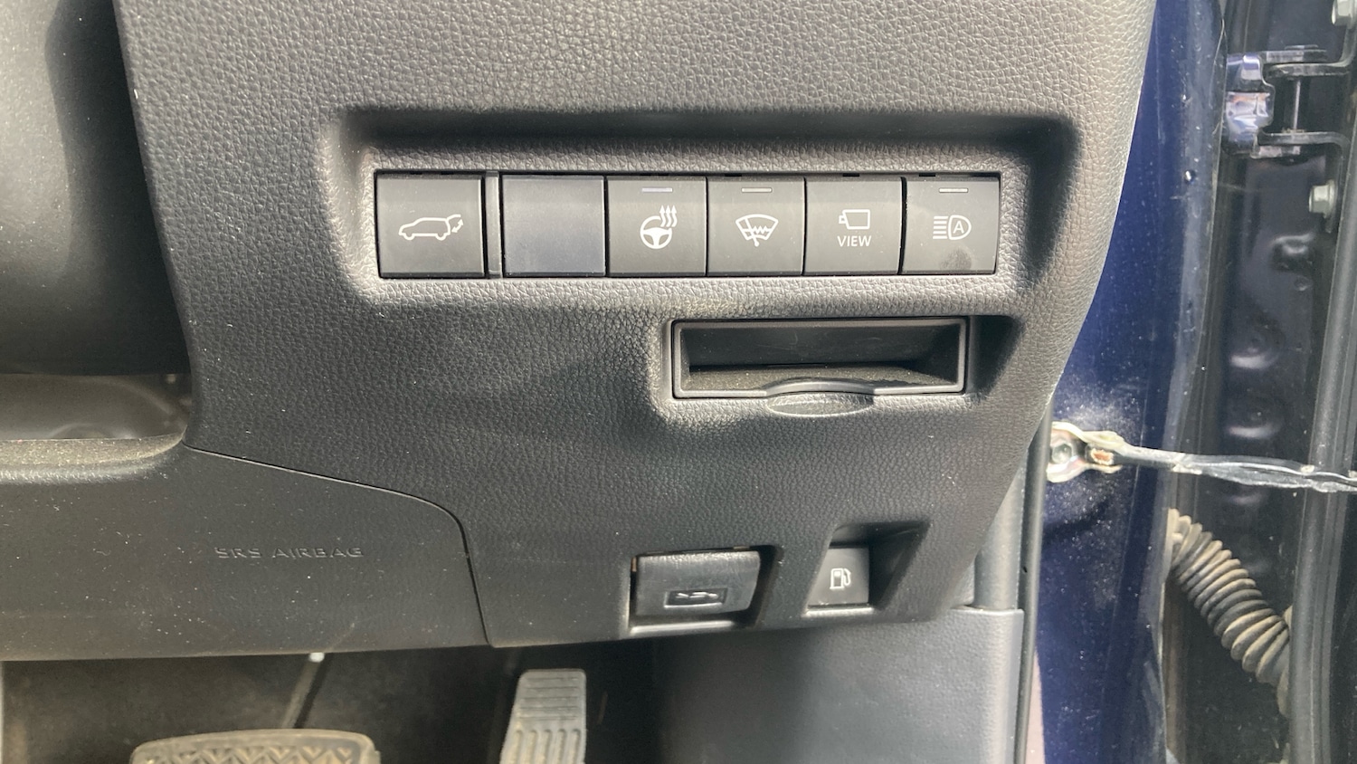 Vehicle 27