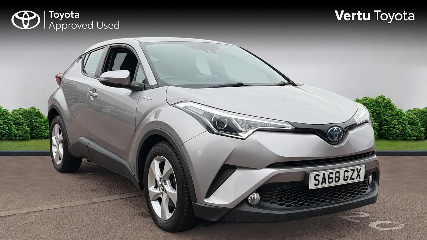 Used Toyota C-HR 2018 for sale - 76542815: Photo 1