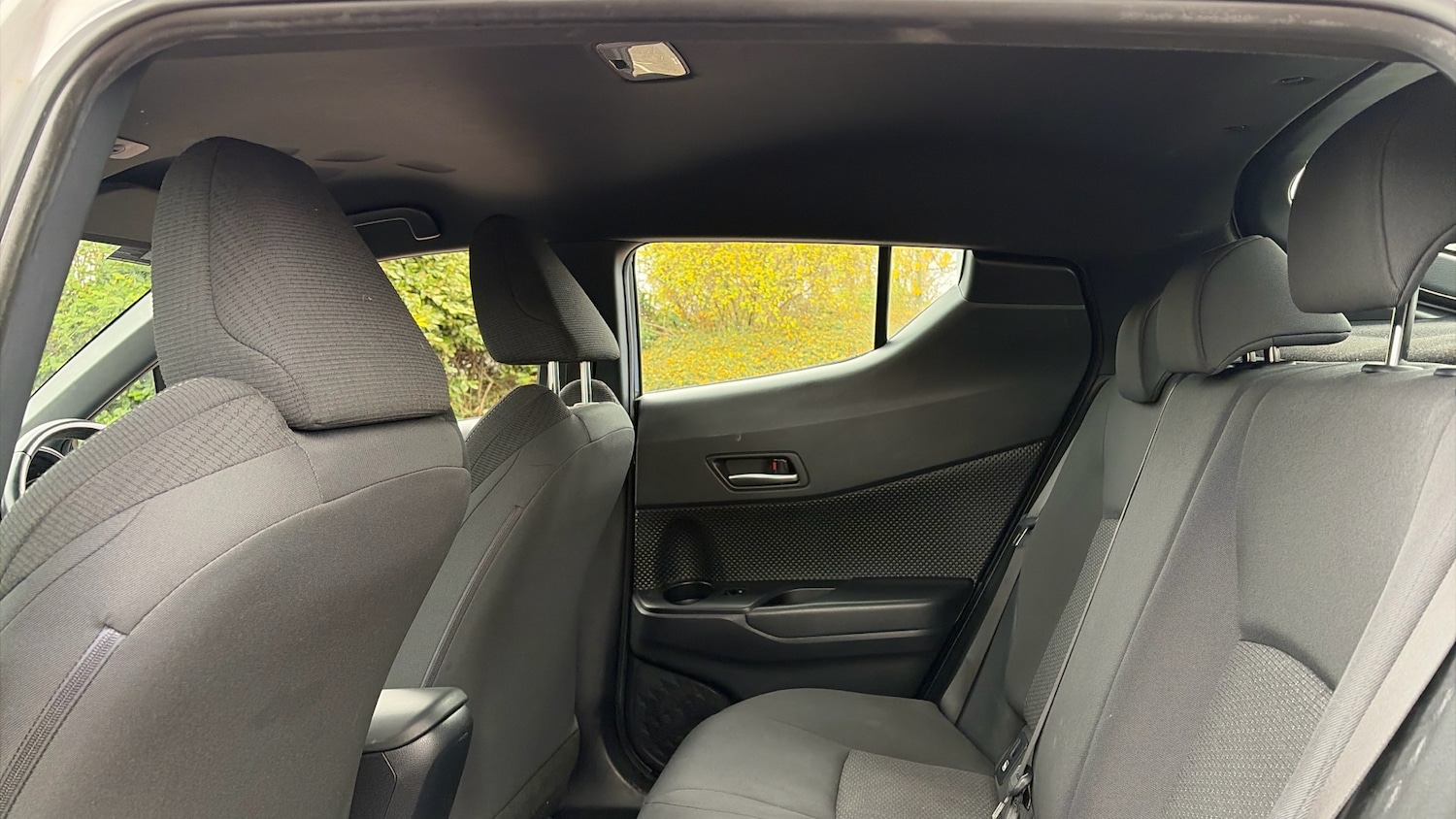 Used Toyota C-HR 2018 for sale - 76542815: Photo 13